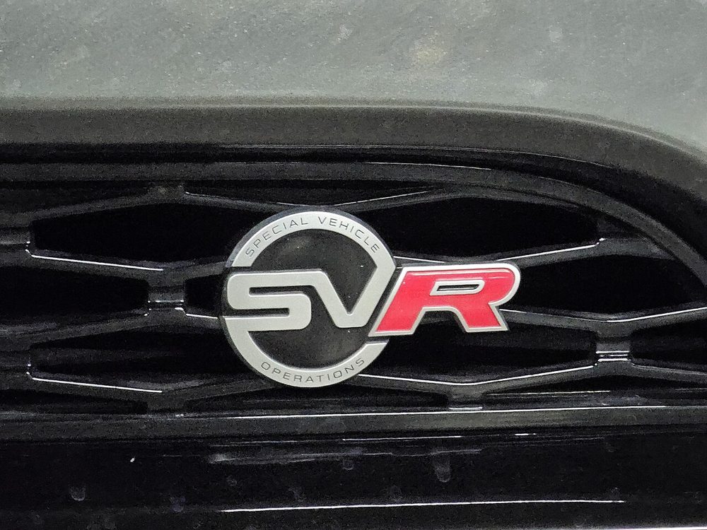 Land Rover SVR
